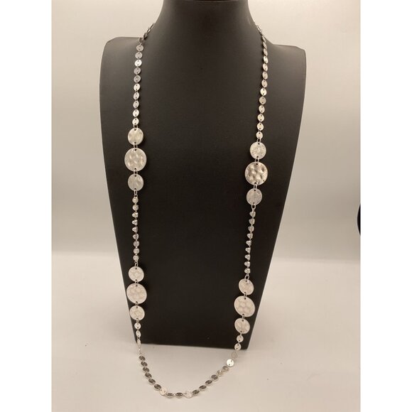 Long Silver Tone Metal Disc Faux Pearl Necklace With Adjustable Chain - Picture 1 of 3